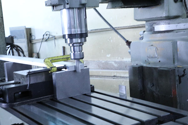 全自動在線點膠機(jī)加工