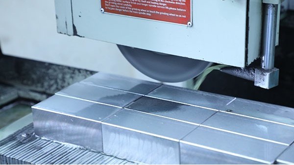 自動點(diǎn)膠機(jī)