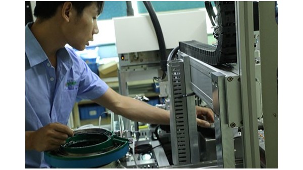 深圳全自動點膠機(jī)廠家