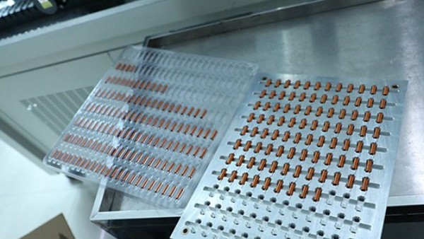 深圳三軸點(diǎn)膠機(jī)廠家如何做好生產(chǎn)細(xì)節(jié)？