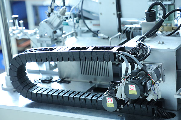 深圳高速點(diǎn)膠機(jī)多少錢