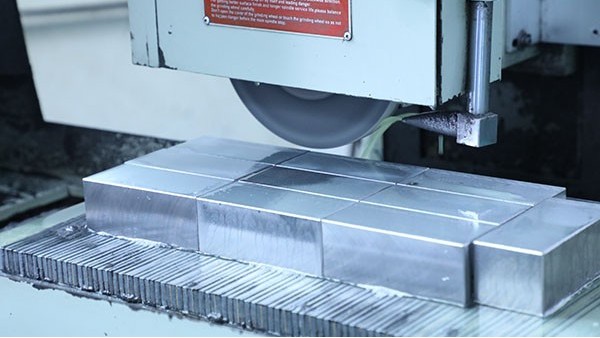 半自動點膠機廠家