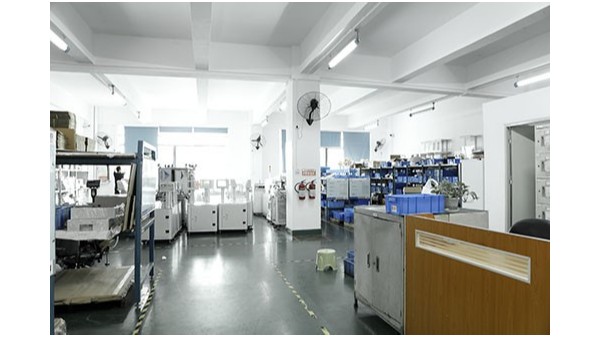 東莞視覺點(diǎn)膠機(jī)