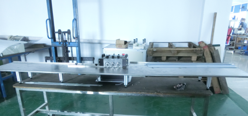 燈條分板機(jī)