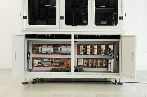 深圳全自動(dòng)點(diǎn)膠機(jī)設(shè)備