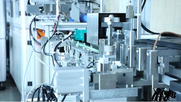 求購全自動(dòng)點(diǎn)膠機(jī)