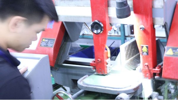 哪種的點(diǎn)膠機(jī)最好