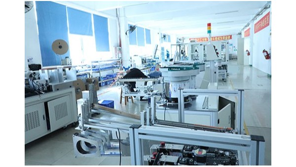 點膠機設(shè)備廠家