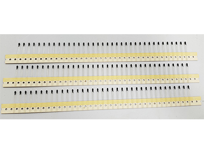 CR-682H CP電阻自動整形排板機 CR-682H CP電阻自動整形排板機