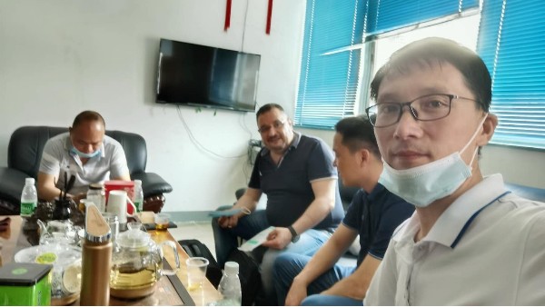 蘇州點(diǎn)膠機(jī)廠家