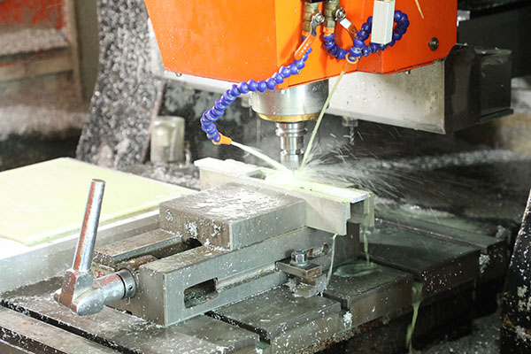 高精密點(diǎn)膠機(jī)加工